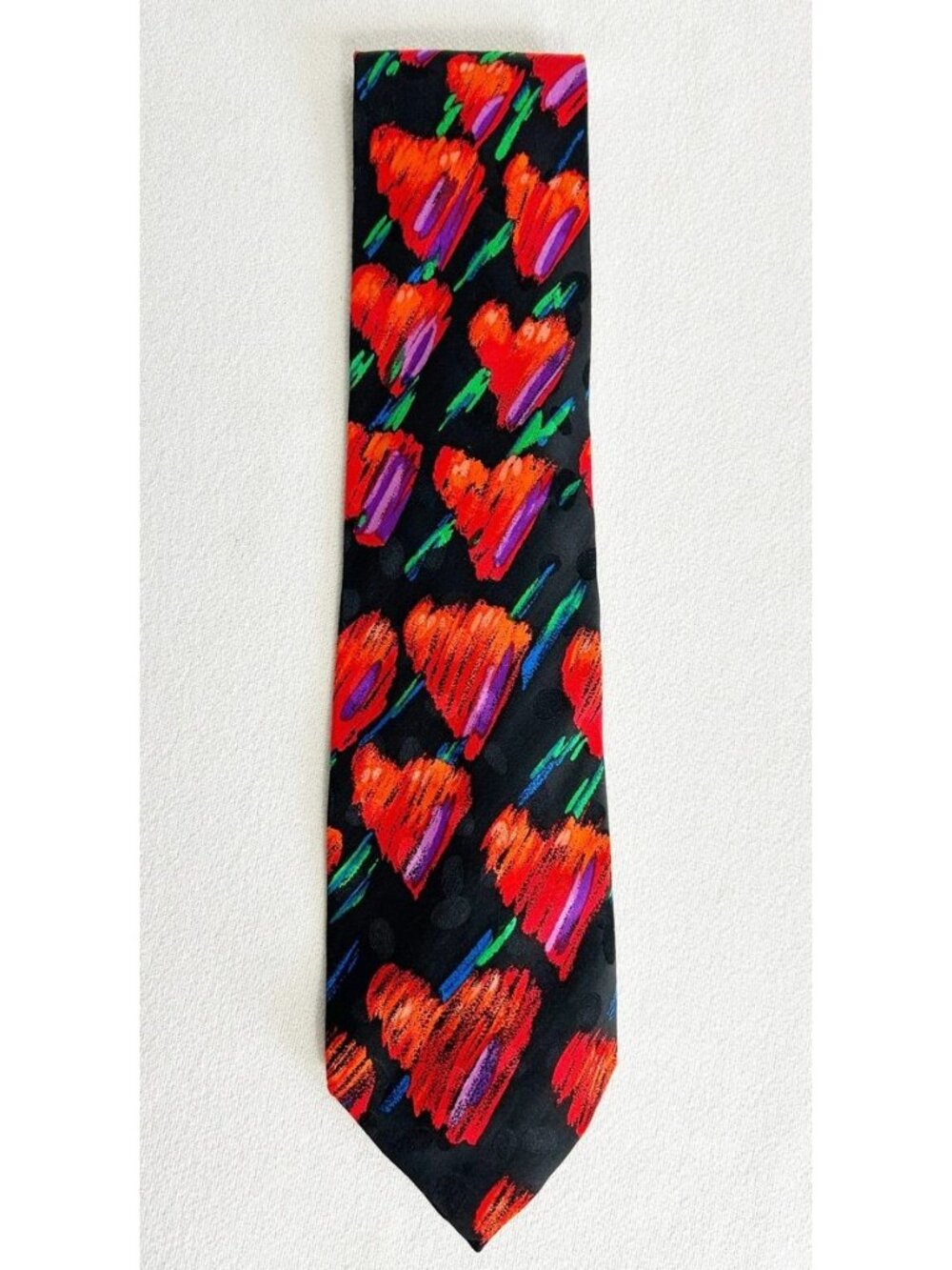 Addiction 100% Silk Novelty Heart Print Necktie in Black / Red
